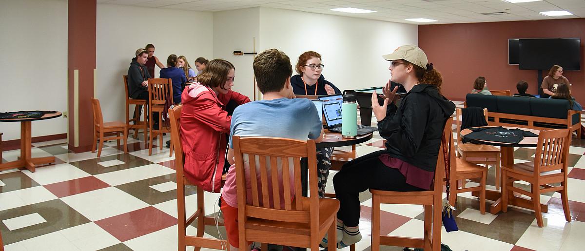 Image of first-year students moving in.